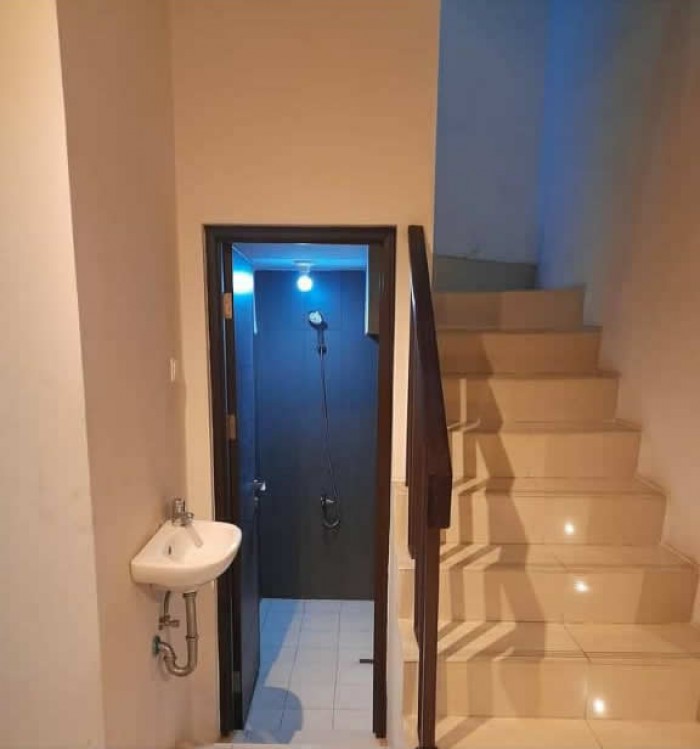 Rumah disewakan di cluster Cosmo Lippo Cikarang